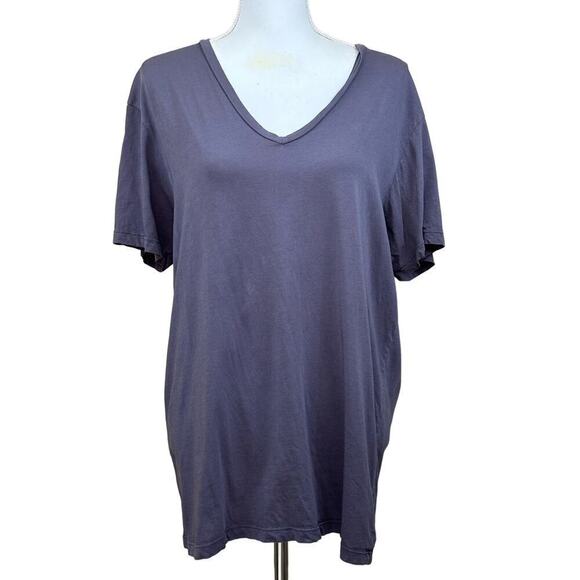 Save Khaki United gray Vneck Tshirt, large, normcore, relaxed, effortless - Picture 1 of 4